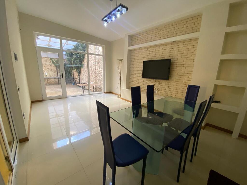Satılır 8 otaqlı həyət evi/bağ evi 367 m² — Ev, villa, Bakı (8)