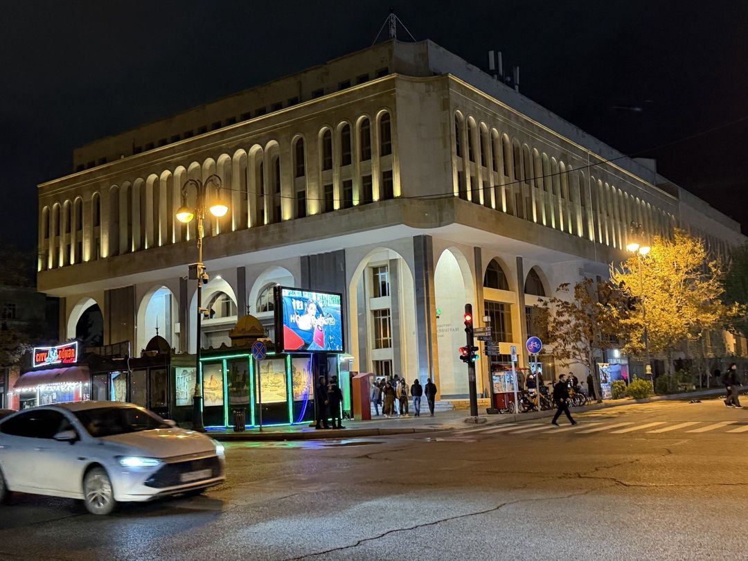 Satılır obyekt 140 m² — Əmlak, Bakı (2)
