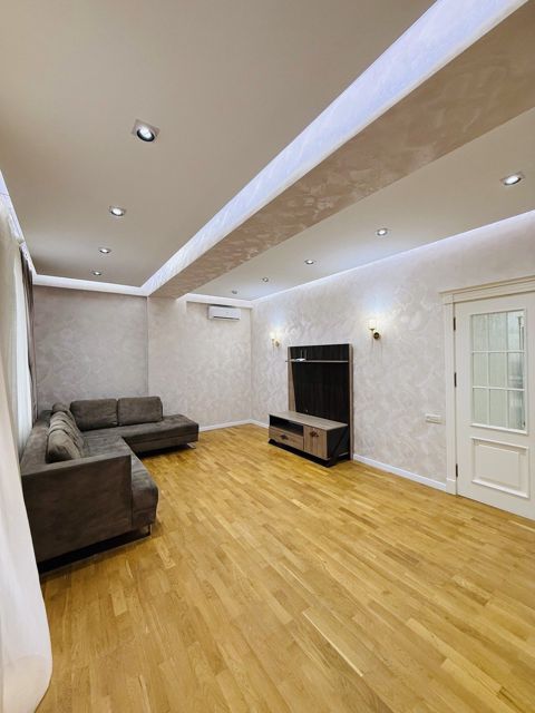 Satılır 3 otaqlı yeni tikili 127 m² — Bakı