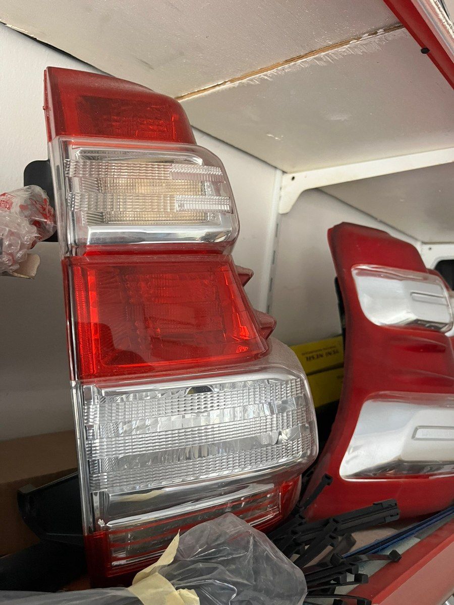 Toyota Land Crusier, Toyota Prado arxa stop işıqları — Ehtiyat hissələri və aksesuarlar, Bakı (3)