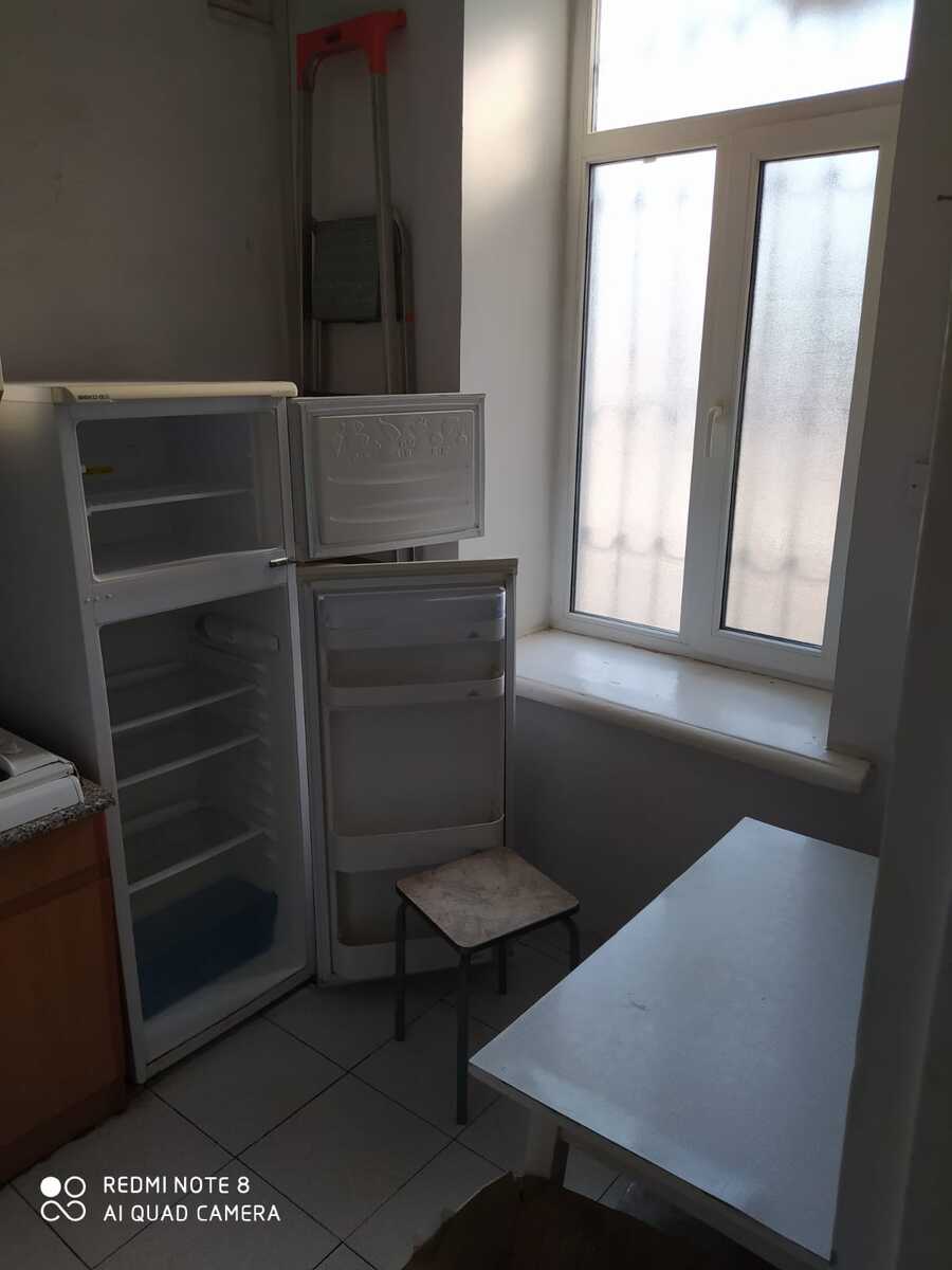 İcarəyə verilir 1 otaqlı köhnə tikili 51 m² — Mənzil, Bakı (9)