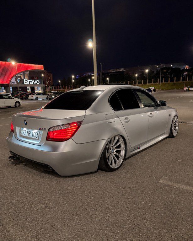 BMW 520, 2.0 L, 2009 il, 270 000 km 77-NR-103 — Avtomobillər, Bakı (3)