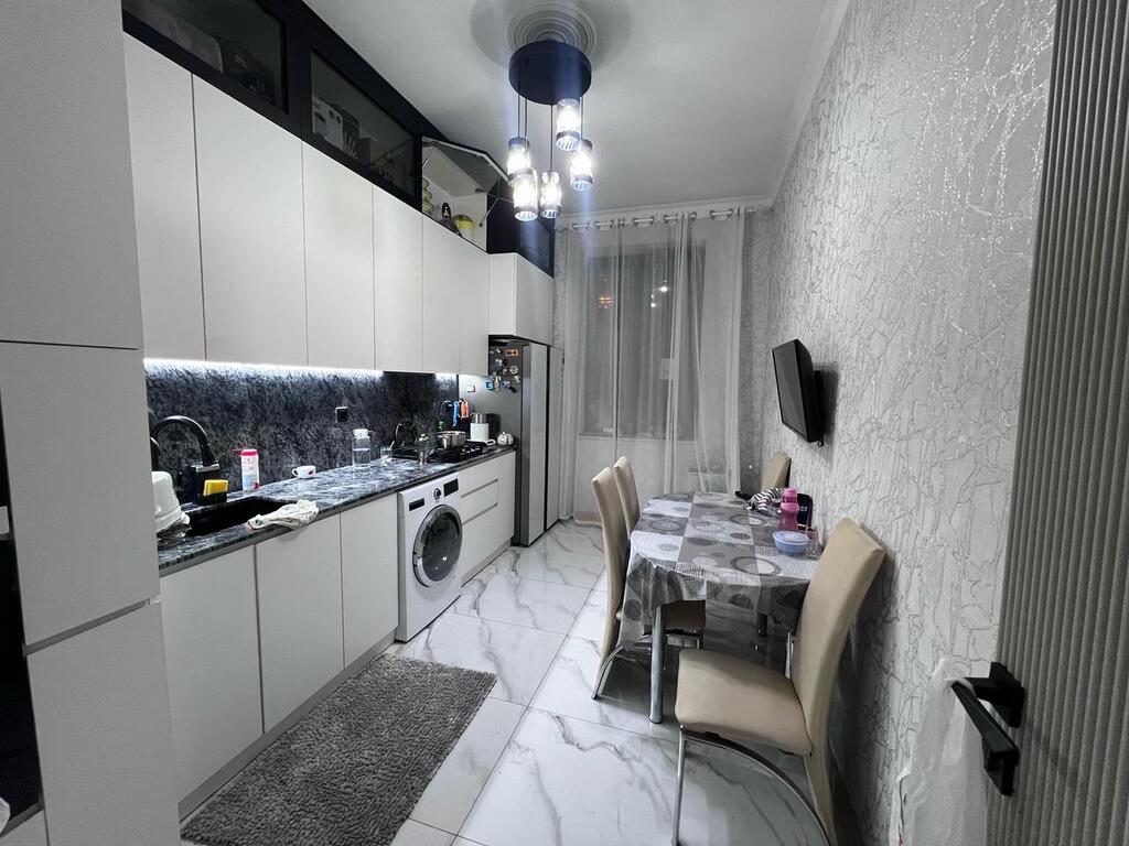 Satılır 3 otaqlı köhnə tikili 110 m² — Mənzil, Bakı (4)