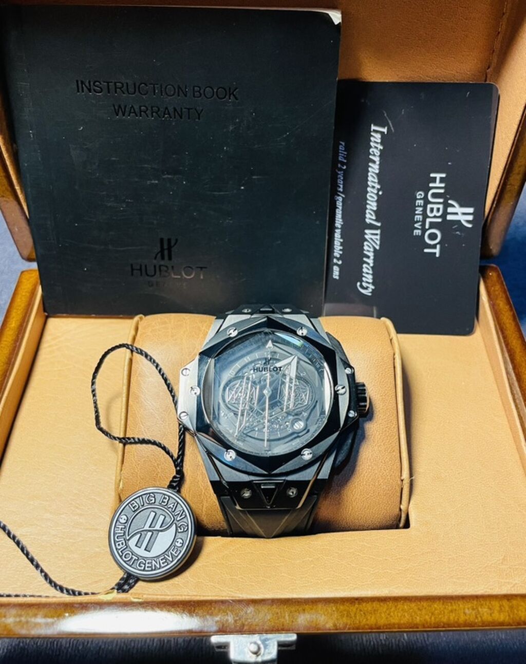 Hublot Big Bang Sang Bleu (məhdud seriya) saatı Saat ideal saatdir her — Qol saatları, Digah