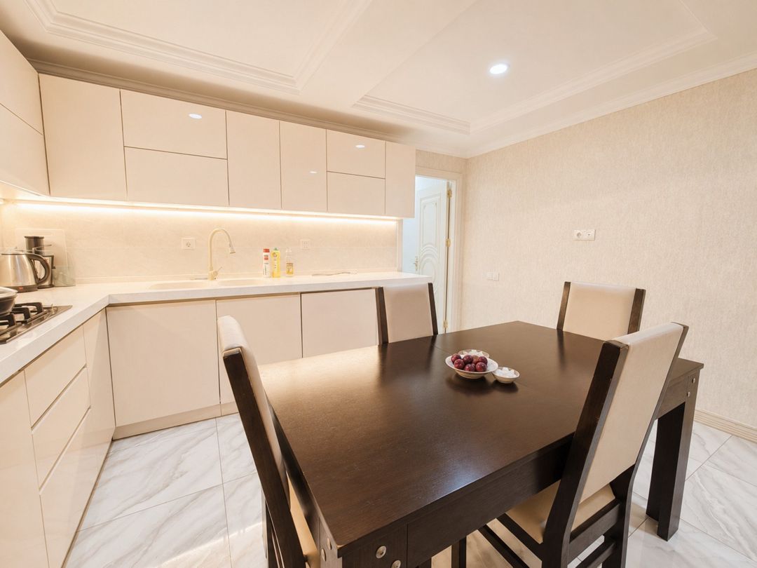 Satılır 2 otaqlı köhnə tikili 95 m² — Mənzil, Bakı (7)