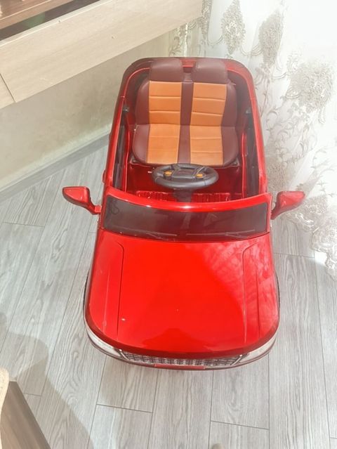 Uşaqlar üçün elektrikli minik maşını – ST-6188 model. - Korpus — Bakı