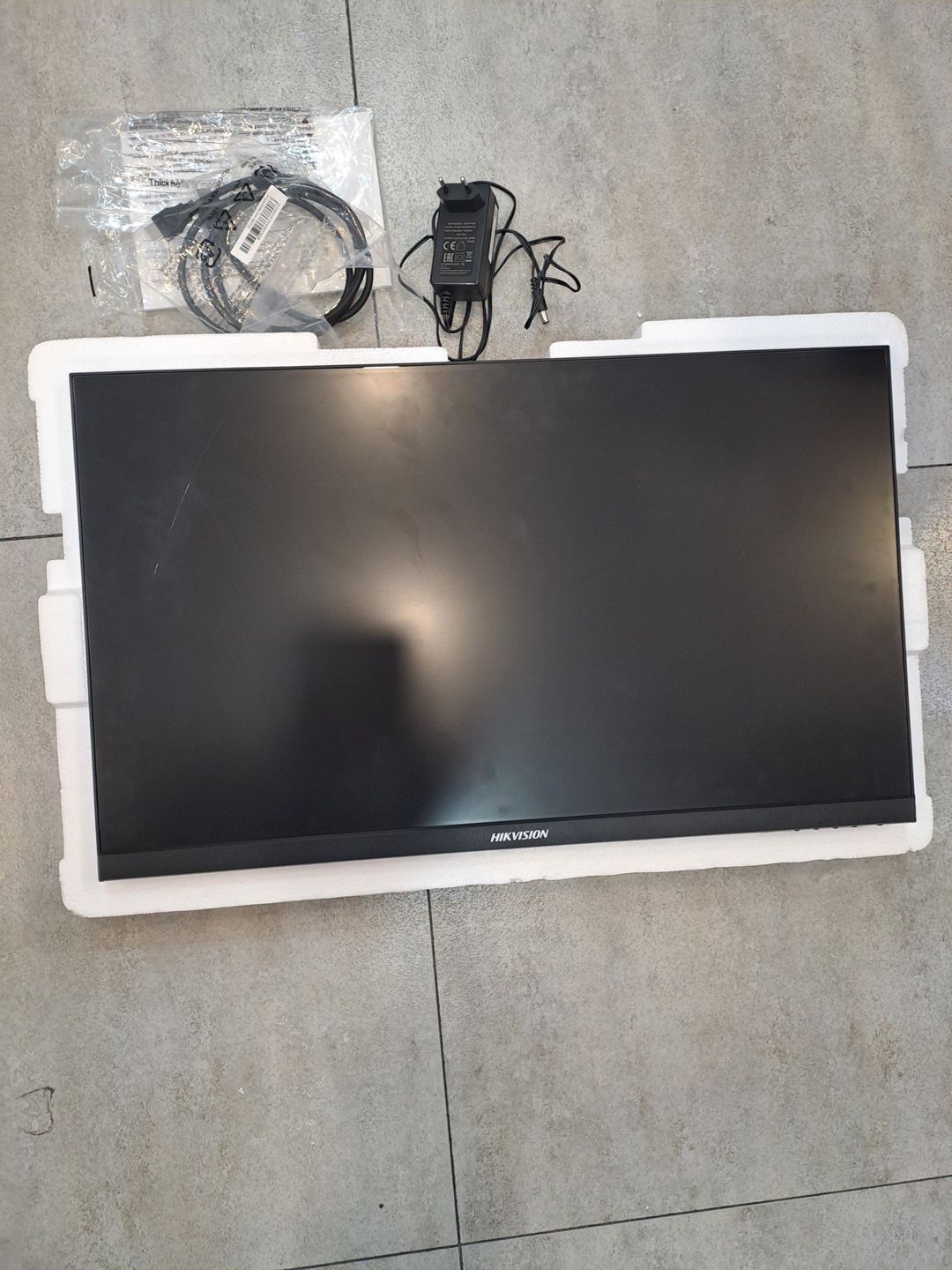 Monitor — Kompüterlər və noutbuklar, Bakı