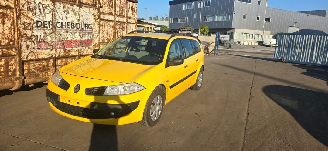 Renault ehtiyat hissələri — Ehtiyat hissələri və aksesuarlar, Bakı (4)