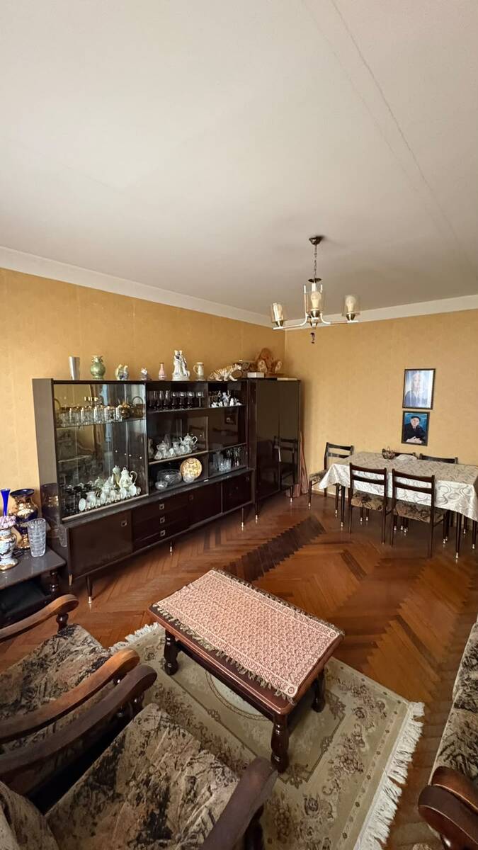 Satılır 4 otaqlı köhnə tikili 103 m² — Mənzil, Bakı (8)