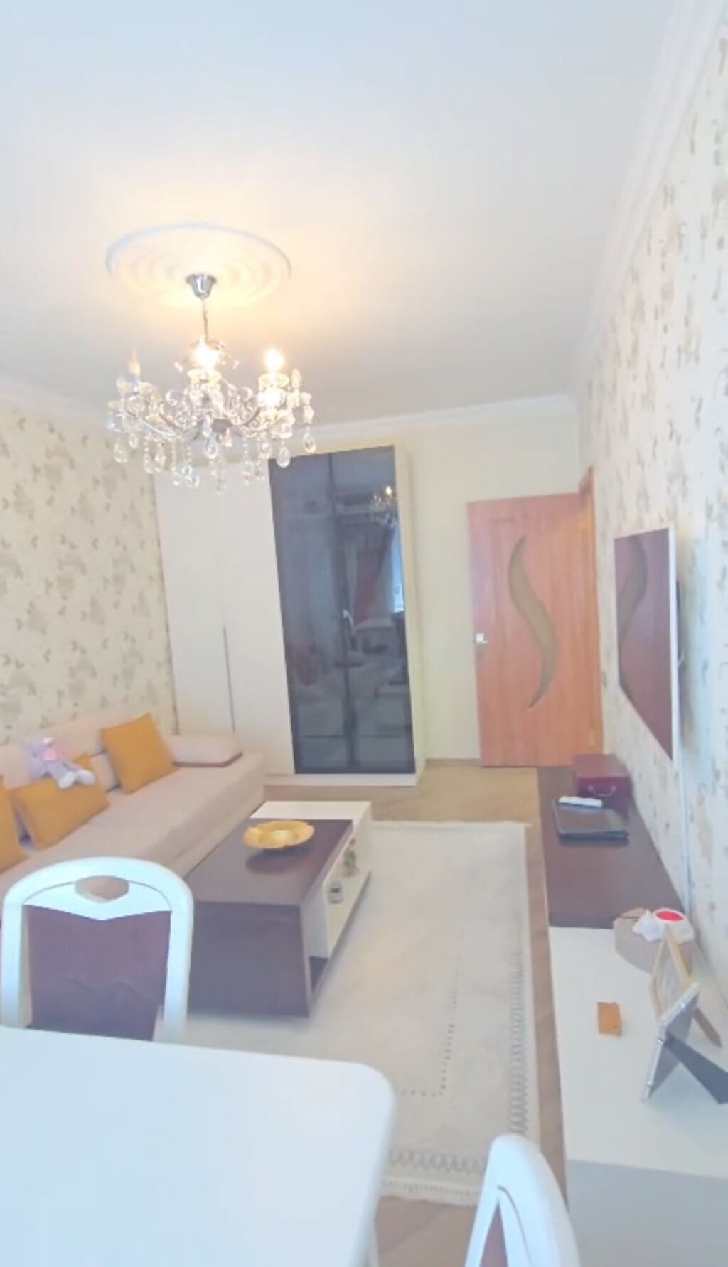 Eve oktyabr ayının 6 si baxmaq ve köçmək olar. Ev Razinin en gözəl — Mənzil, Bakı (2)