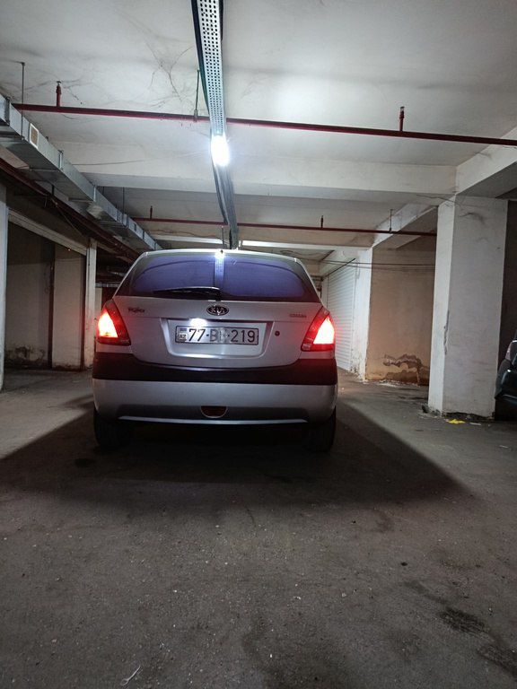 Kia Rio, 1.5 L, 2006 il, 370 000 km 77-BE-219 — Avtomobillər, Bakı (2)