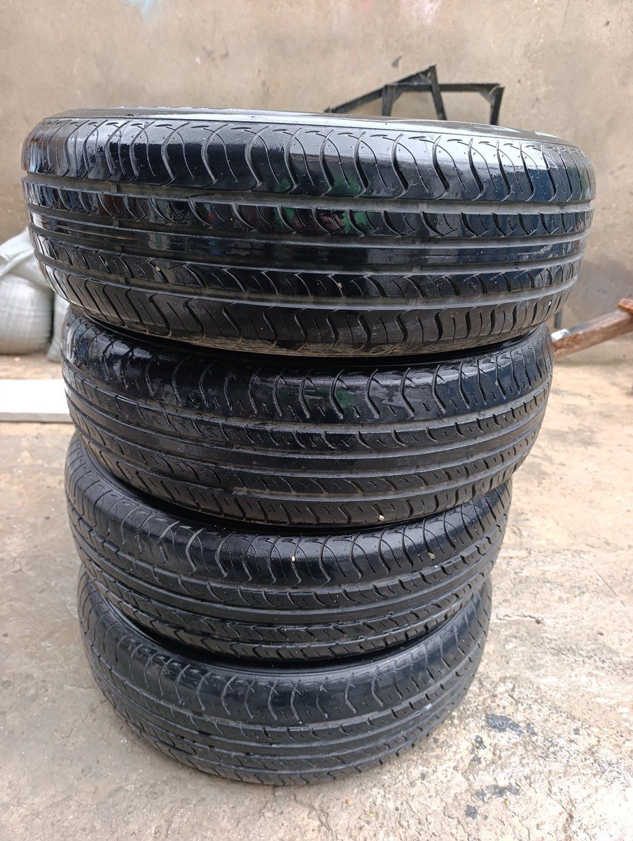 Roadstone şinləri 205/70 R15 — Ehtiyat hissələri və aksesuarlar, Bakı (5)