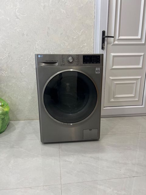 Paltaryuyan LG — Bakı