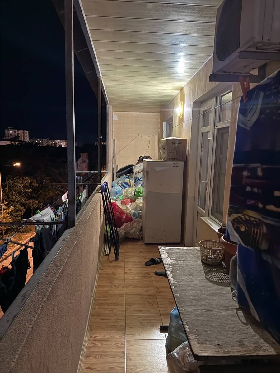 Satılır 4 otaqlı köhnə tikili 102 m² — Mənzil, Bakı