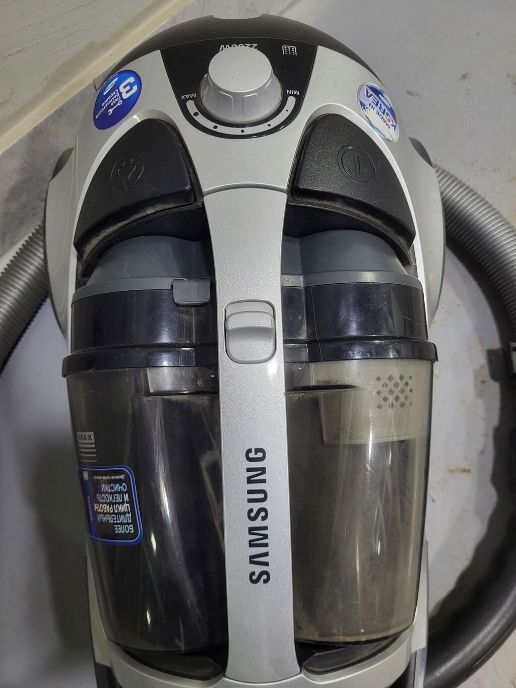 Samsung tozsoran – 2200W güc Xüsusiyyətlər: - Güclü 2200W mühərrik — Tozsoran, Bakı (2)