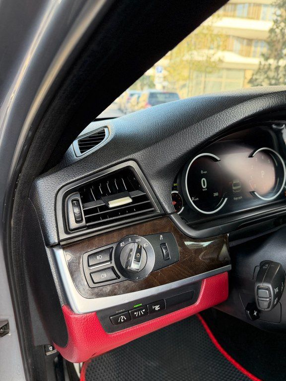 BMW 535, 3.0 L, 2010 il, 309 799 km — Avtomobillər, Bakı (12)