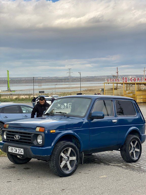 Lada (VAZ) Niva, 1.7 L, 2010 il, 230 000 km 88-CM-204 — Avtomobillər, Bakı (3)