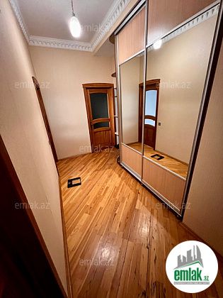 Satılır 3 otaqlı 80 m² köhnə tikili 8 km