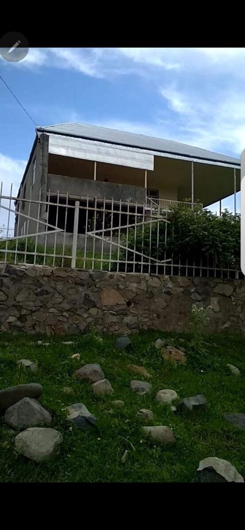 Həyət evi, Daşkəsən r — Daşkəsən