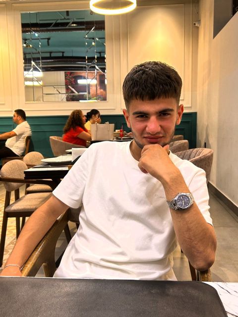 Barmen işi axtarıram — Bakı
