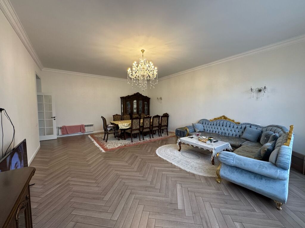 Satılır 9 otaqlı həyət evi/bağ evi 600 m² — Ev, villa, Bakı (5)