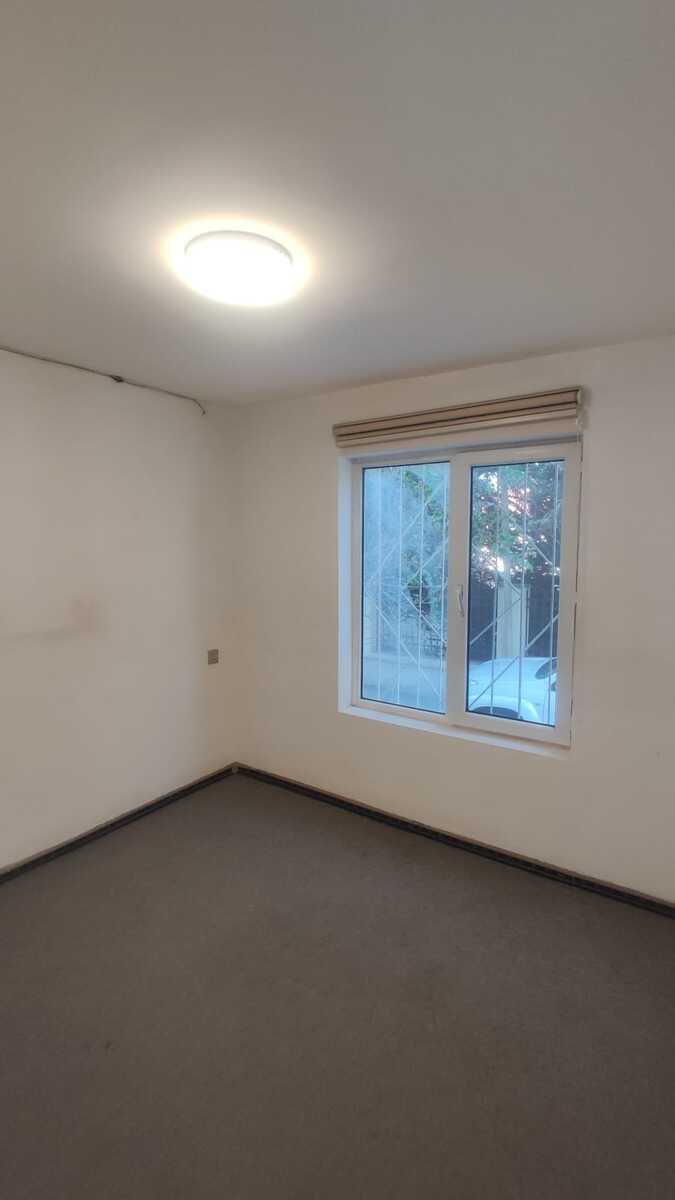 İcarəyə verilir 4 otaqlı köhnə tikili 85 m² — Mənzil, Bakı (10)