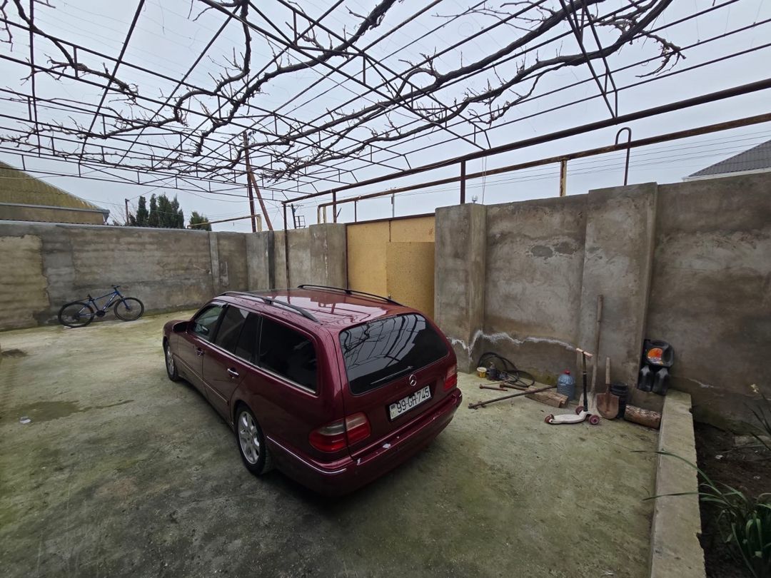 Satılır 3 otaqlı həyət evi/bağ evi 120 m² — Ev, villa, Bakı (2)