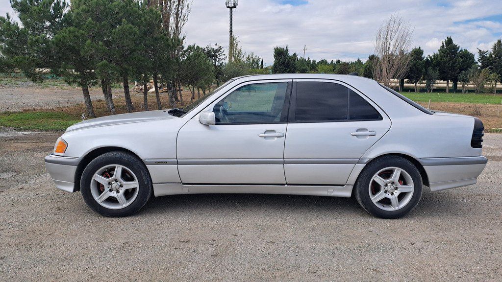Mercedes C 180, 1.8 L, 1997 il, 574 743 km 35-BM-145 — Avtomobillər, Bakı (3)
