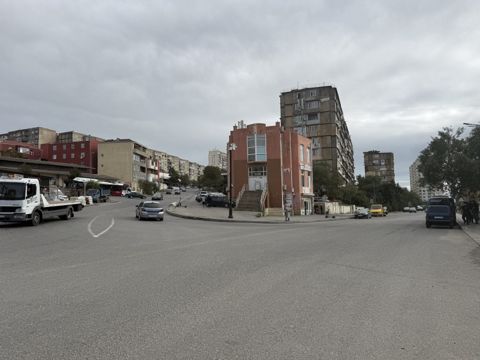 Satılır 3 otaqlı köhnə tikili 74 m² — Bakı
