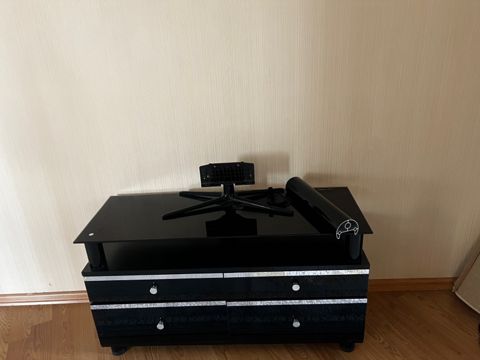 Televizor altlığı — Bakı