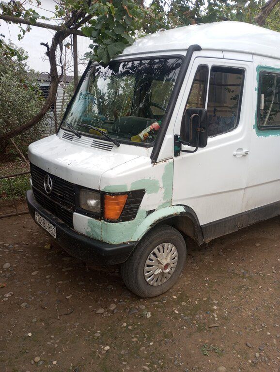 Mercedes 208 D, 2.3 L, 1991 il, 109 985 km 02-BU-890 — Avtomobillər, Biləsuvar (4)