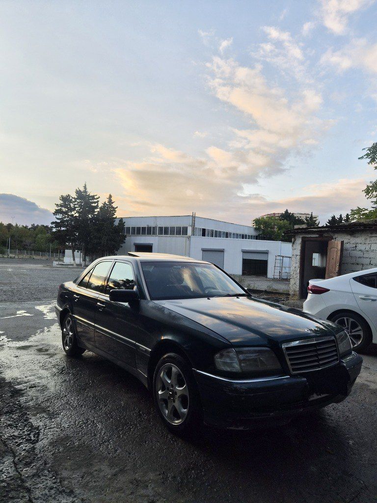 Mercedes C 250, 2.5 L, 1995 il, 425 000 km — Avtomobillər, Bakı (9)