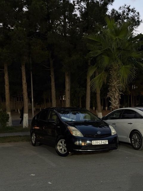 Toyota Prius, 1.5 L, 1.3 kWh, 2006 il, 563 270 km — Bakı