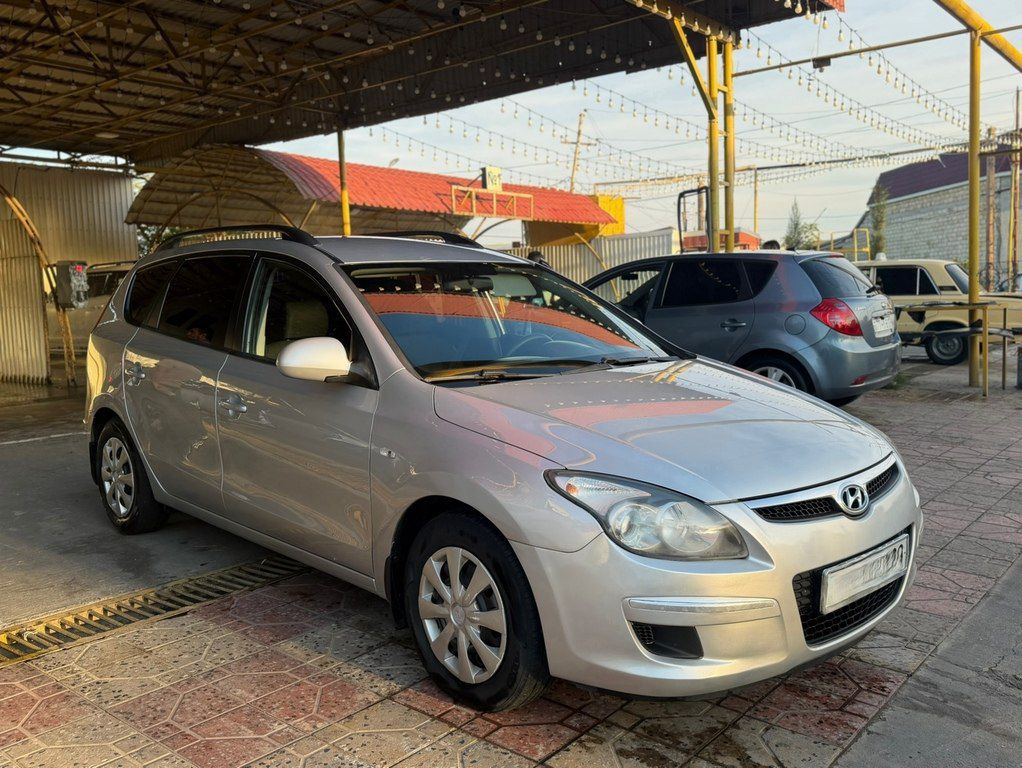 Hyundai i30, 1.6 L, 2009 il, 278 000 km — Avtomobillər, Ağcabədi (4)