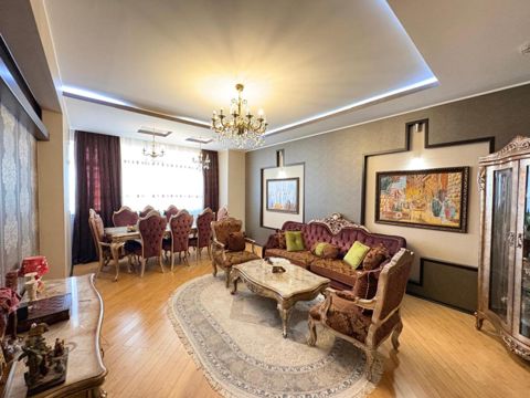 3-otaqlı yeni tikili, Ayaz İsmayılov küç., 157 m² — Bakı