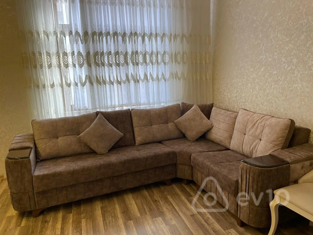 2 otaqlı mənzil, 70 m², Sabunçu rayonu Bakıxanov qəsəbəsi Səməd bəy Mehmandarov küçəsi — kirayə — Mənzil, Bakı (2)