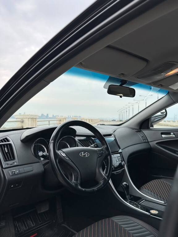Hyundai Sonata, 2.0 L, 2011 il, 179 000 km — Avtomobillər, Bakı (9)
