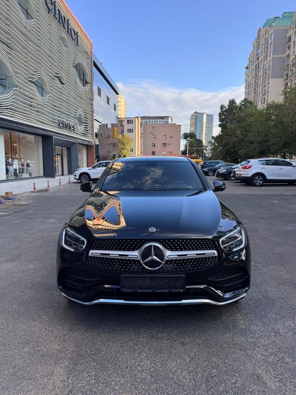 Mercedes GLC 300 4MATIC Coupe, 2.0 L, 2020 il, 100 000 km — Avtomobillər, Bakı (3)