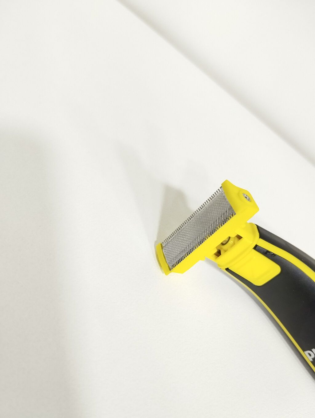 Philips One Blade - Üzqırxan 7000RPM 600MAH 120 Dəqiqə 1/2/4/6mm Sarı — Saç kəsmə maşınları, Bakı (6)