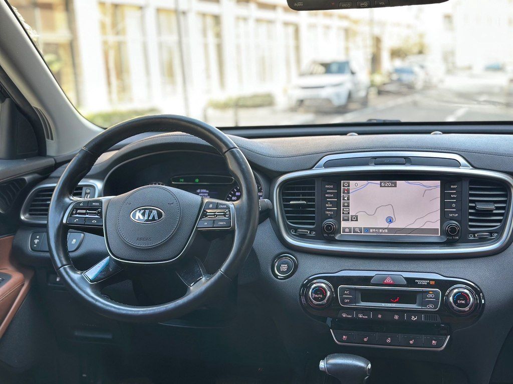 Kia Sorento, 2.0 L, 2018 il, 167 000 km 77-QV-287 — Avtomobillər, Bakı (8)