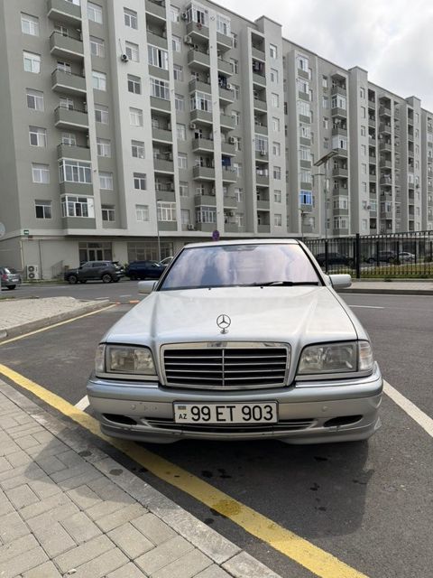 Mercedes C 240, 2.4 L, 1997 il, 380 000 km — Bakı