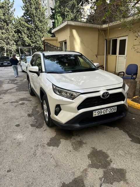 Toyota RAV4, 2.0 L, 2020 il, 98 000 km — Bakı