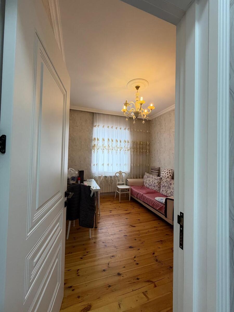 Satılır 6 otaqlı həyət evi/bağ evi 250 m² — Ev, villa, Bakı (6)