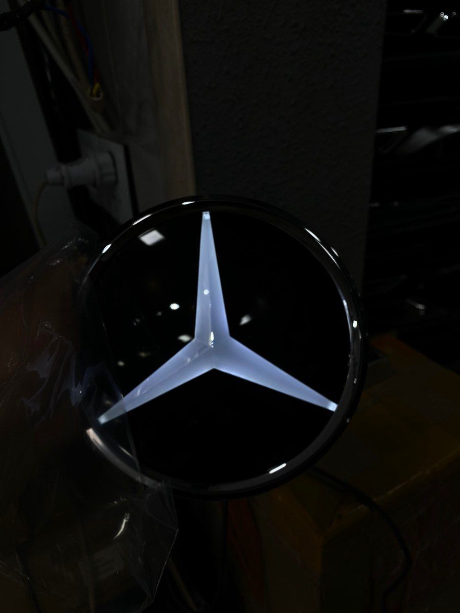 Mercedes işıqlı embilemi — Ehtiyat hissələri və aksesuarlar, Bakı