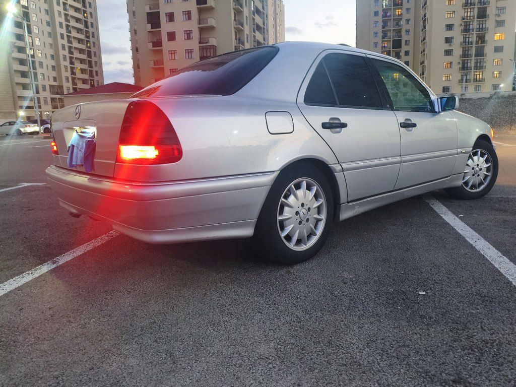 Mercedes C 230, 2.3 L, 1999 il, 298 211 km — Avtomobillər, Bakı (6)