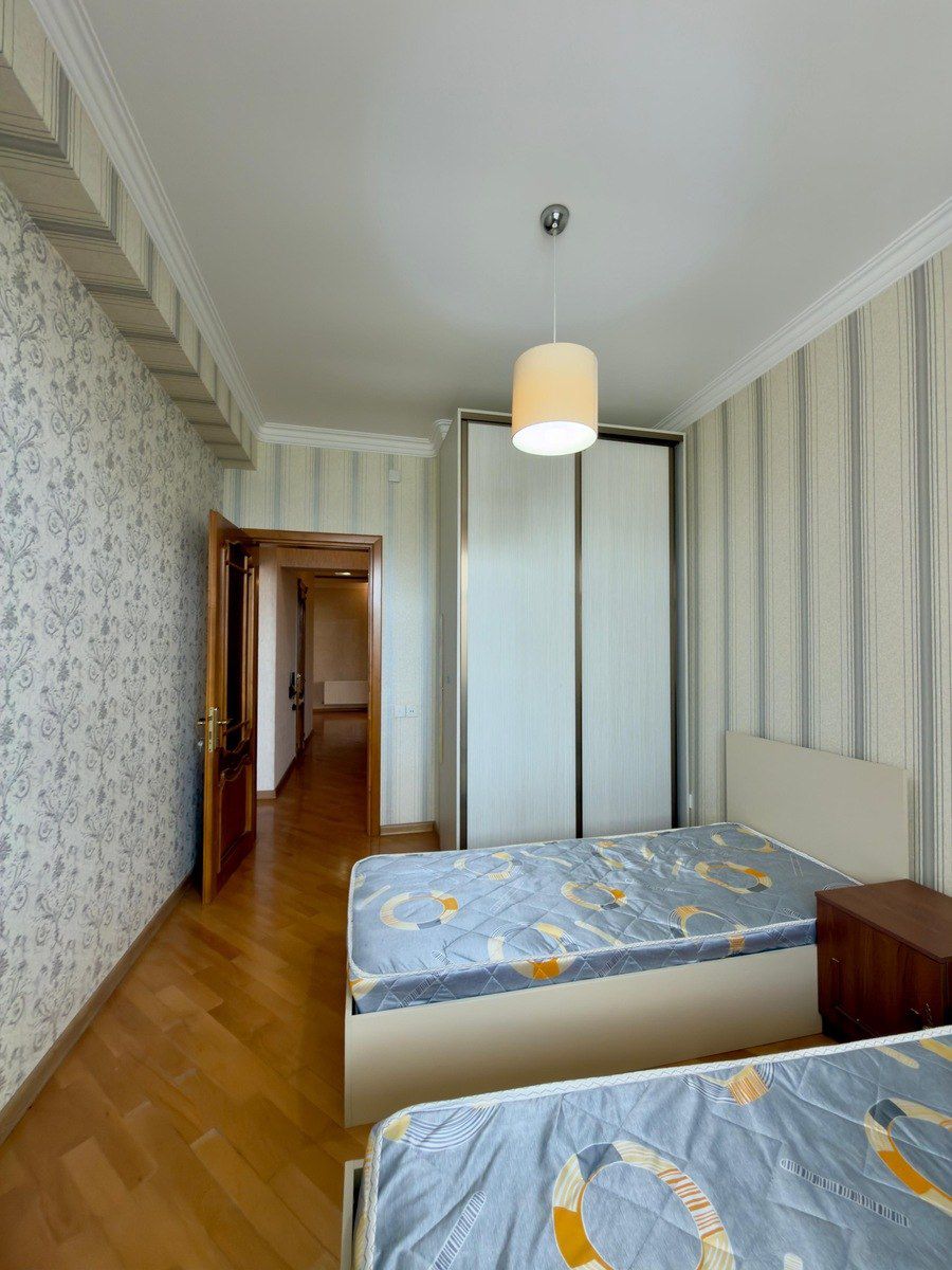 Satılır 3 otaqlı yeni tikili 135 m² — Mənzil, Bakı (12)