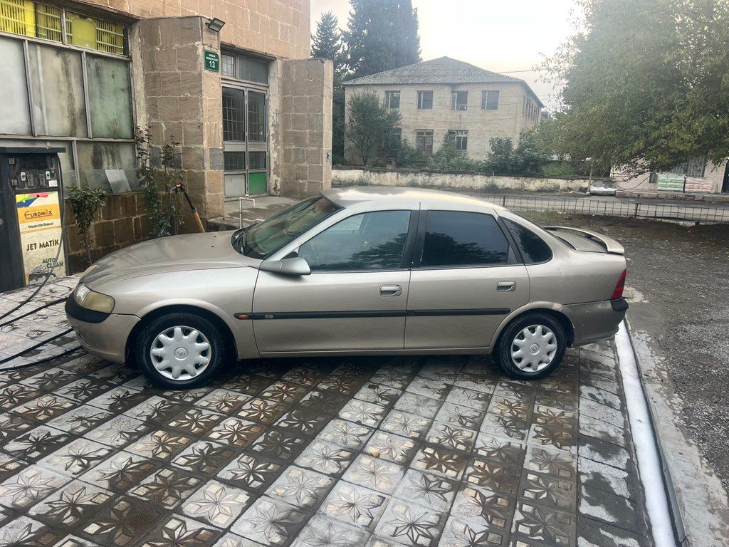 Opel Vectra, 1.8 L, 1998 il, 350 000 km 90-CX-218 — Avtomobillər, Masallı (3)