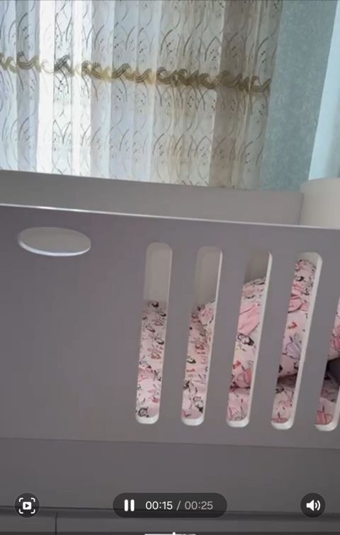 Qız üçün, İşlənmiş, Dördbucaq, Beşik, Dəstsiz, Matras ilə, Yellənmə mexanizmi ilə — Bakı