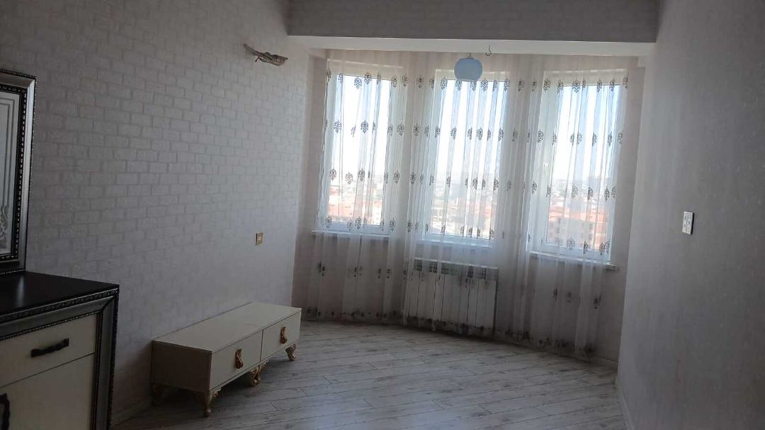 Satılır 3 otaqlı yeni tikili 70 m² — Mənzil, Bakı (2)