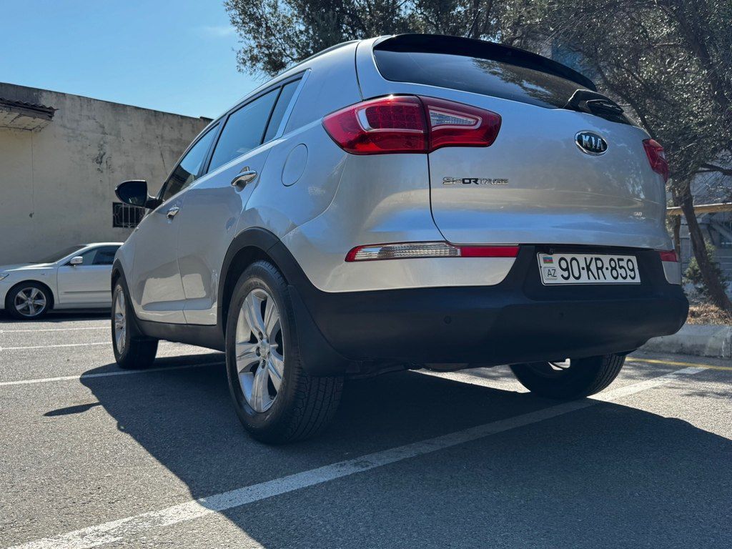 Kia Sportage, 2.0 L, 2011 il, 97 000 km 90-KR-859 — Avtomobillər, Bakı (11)